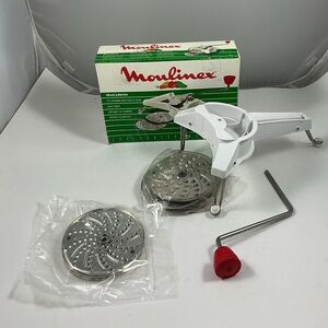 New Moulinex 445 Moulinex- Julienne 8 Discs Included Slicer Shredder And More